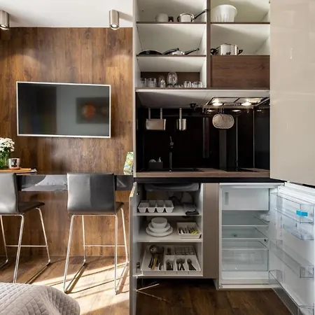 Апартаменты Roof 69 *