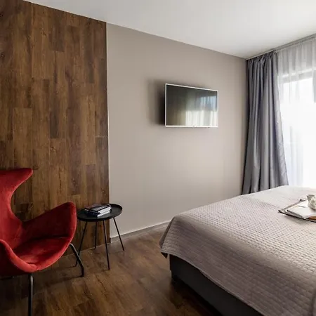 Апартаменты Roof 69 *